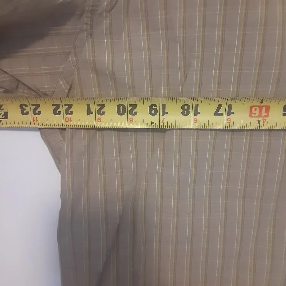 THE NORTH FACE Mens Short Sleeve Casual Beige Button Up Shirt Size L Outdoors